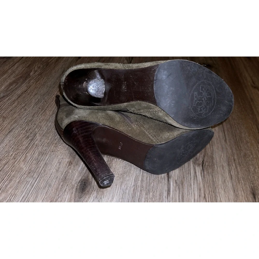 Tory Burch 7.5M Leather Suede Booties Heels Ankle Boots Olive green